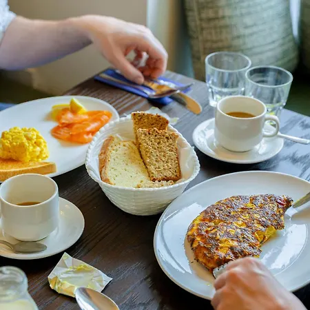 Dan Linehan's Bed & Breakfast