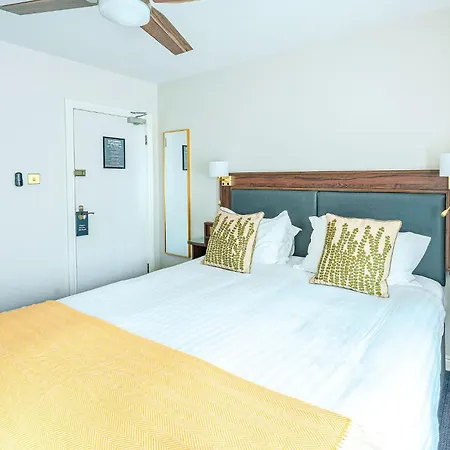 Bed & Breakfast Dan Linehan's 4*