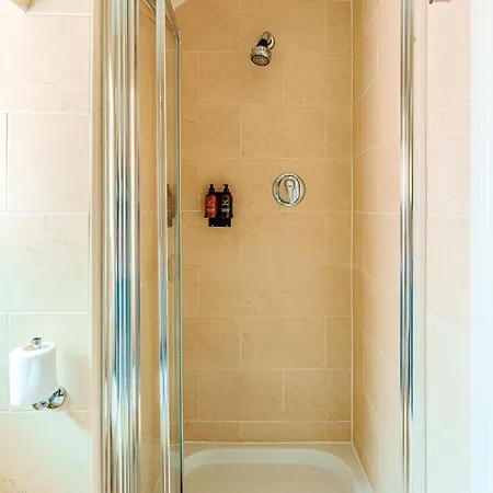 Dan Linehan's Bed & Breakfast Killarney